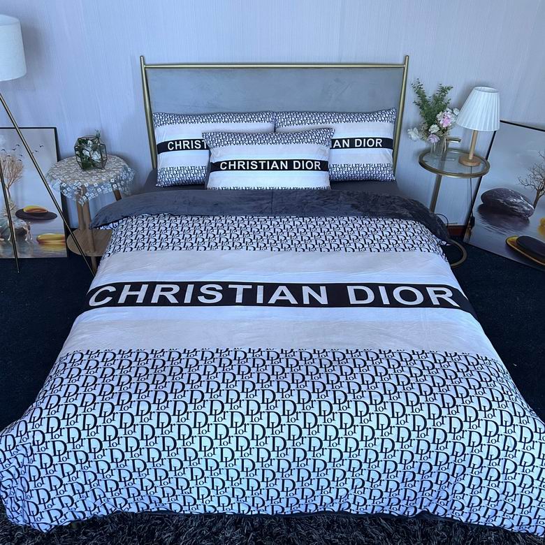 Dior 2.0x2.3m 33